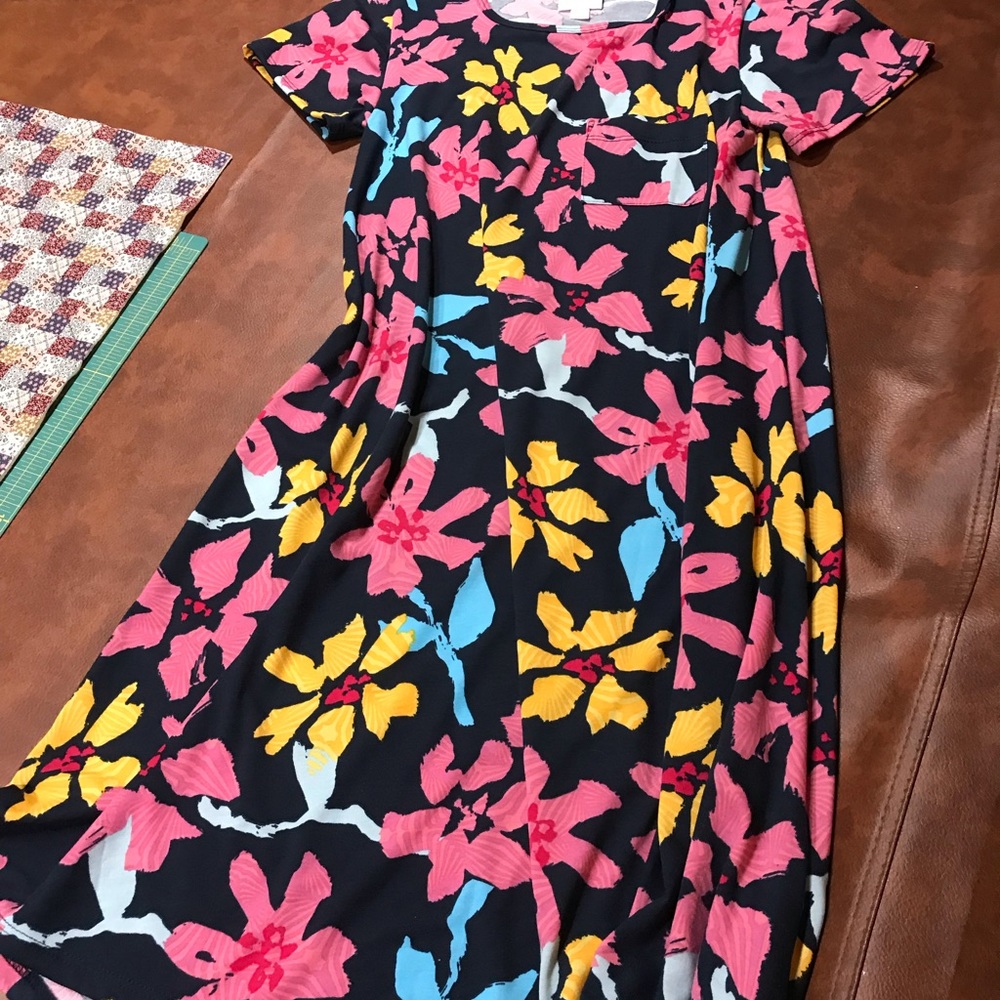 LuLaRoe Carly
